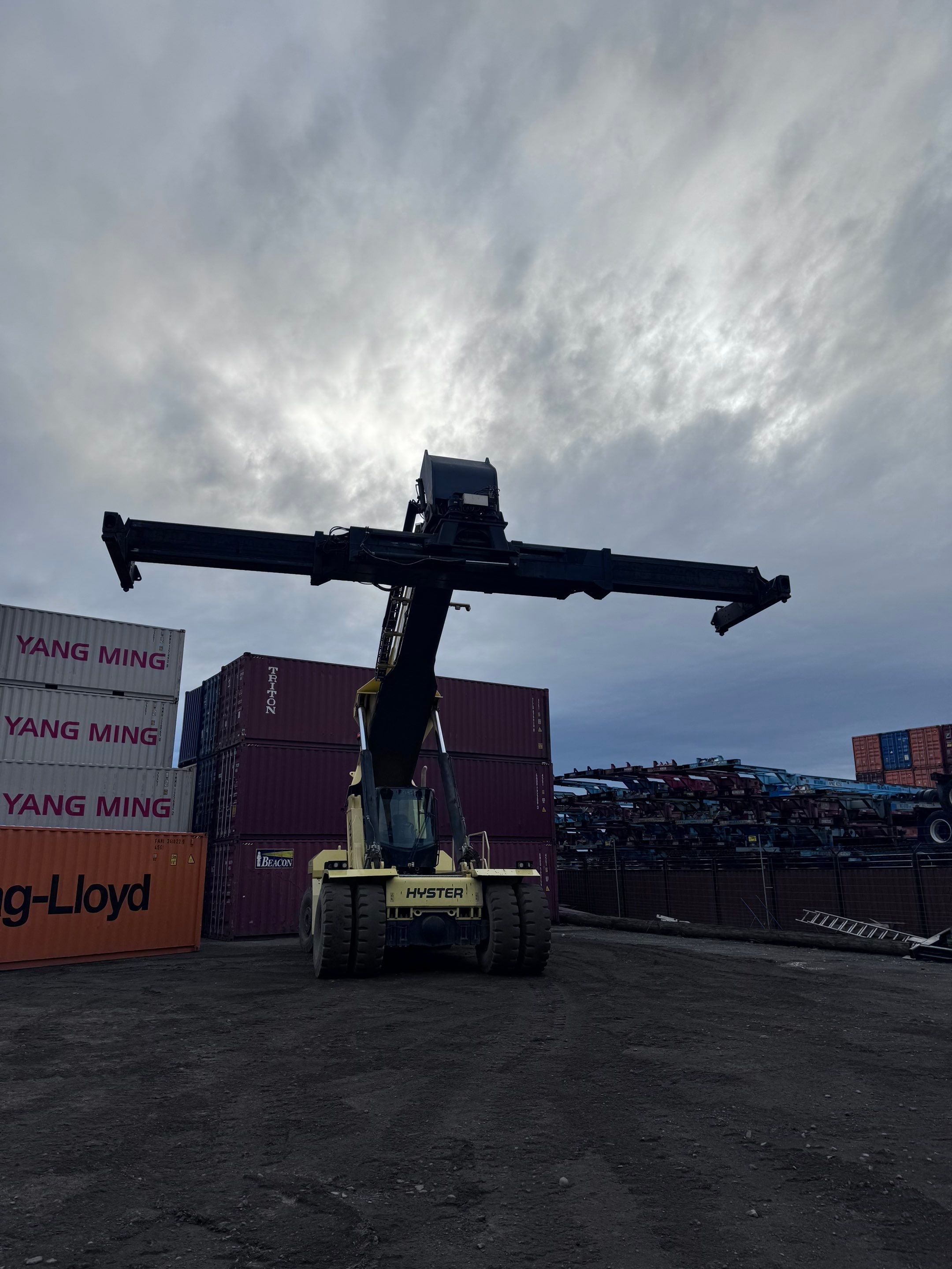 Shipping container sales